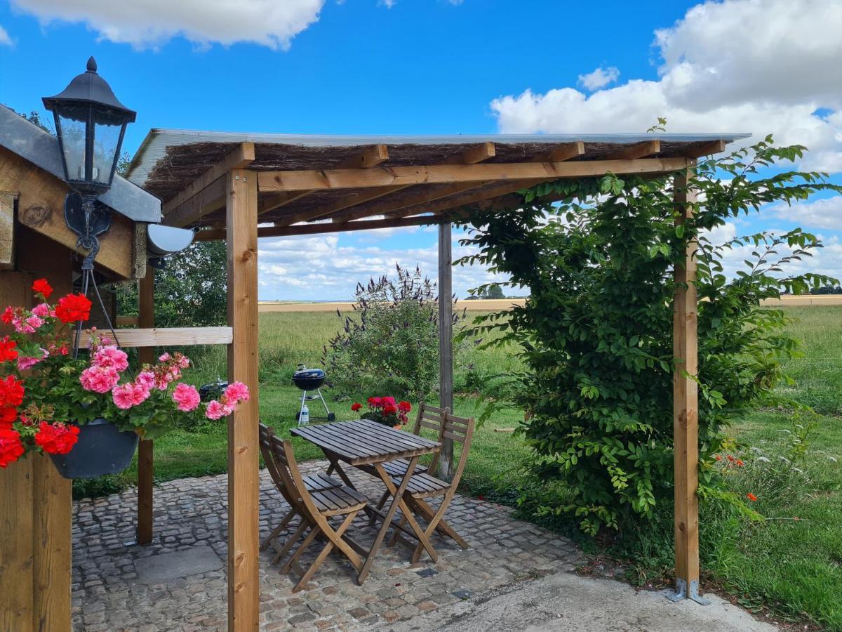 Le Chalet De La Ferme Du Tertre Villers-au-Tertre Luaran gambar