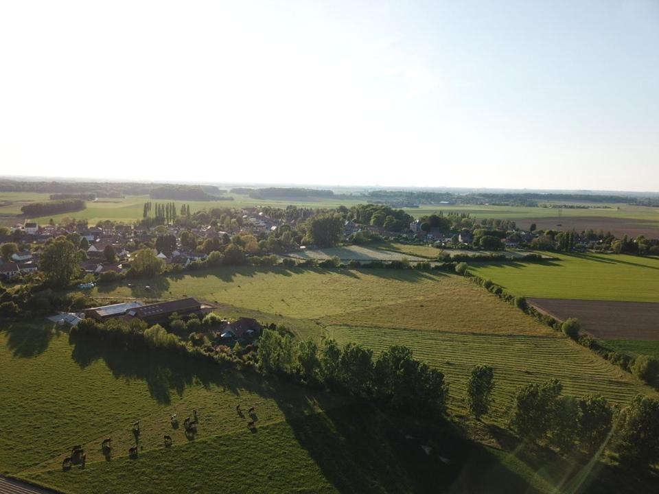 Le Chalet De La Ferme Du Tertre Villers-au-Tertre Bilik gambar