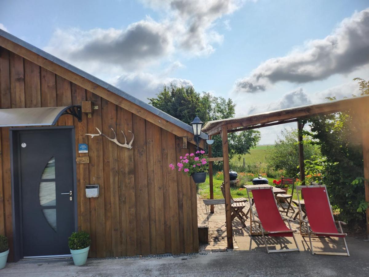 Le Chalet De La Ferme Du Tertre Villers-au-Tertre Luaran gambar